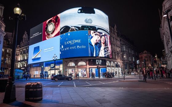 Display LED de LED exterior P3 montado na parede