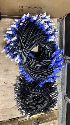 Tela de LED externa à prova d'água IP65 com vida útil de 100.000 horas e gabinete de alumínio fundido sob pressão