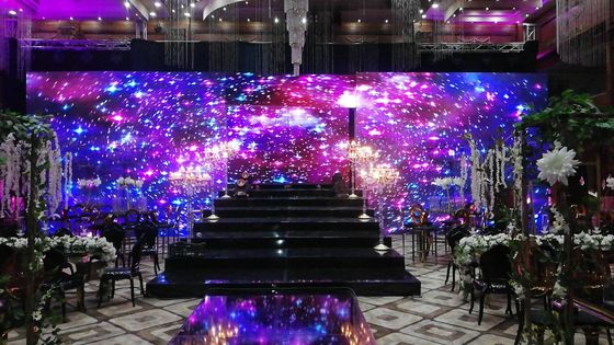 Painel de ecrã LED interior sem costura P1.53 Ângulo de visão curvo de 160°